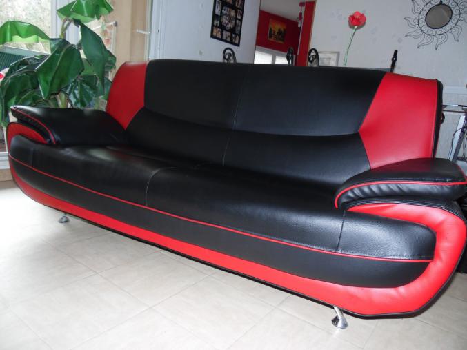Moderne canapé 3 places Noir et Rouge