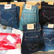 LOT DE VETEMENT ENFANT LEVIS jeans et tee shirt de 0 au 16 ans