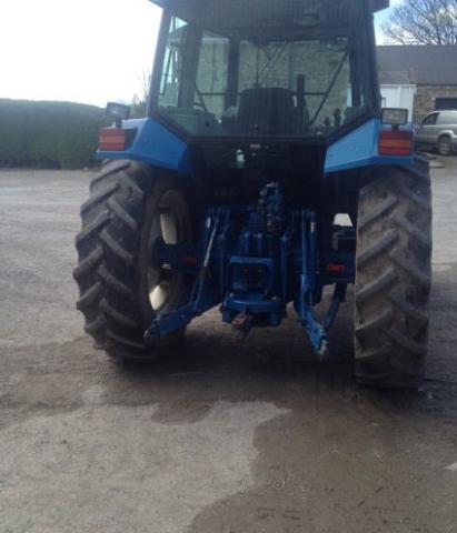 Tracteur agricole Ford 7740 SLE