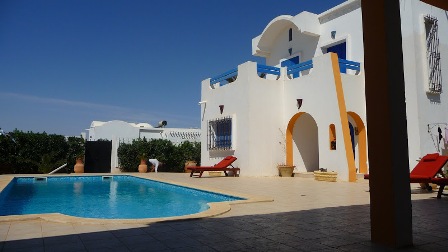 Vente villa avec piscine vue mer à Djerba Tunisie