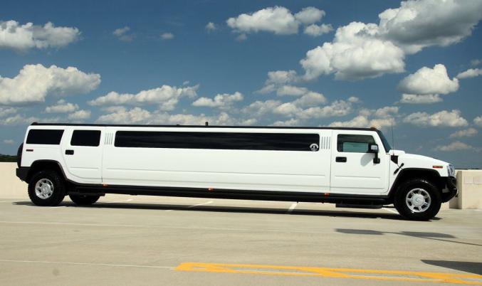 MARIAGE  = LIMOUSINE  Extra longue + CHAMPAGNE   PROMO LIMOUSINE LINCOLN  NICE