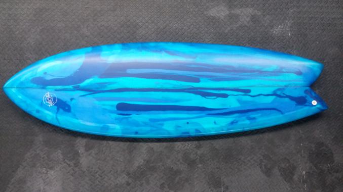 Planche de surf handshaped fish 5"8 ( neuve ) 