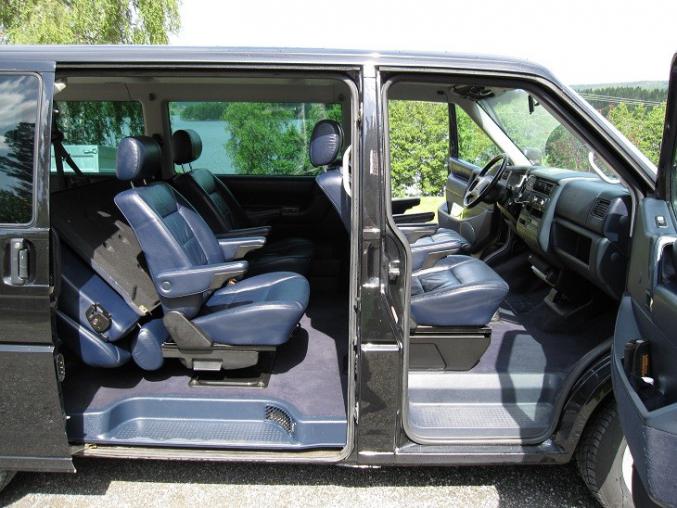 Volkswagen Multivan 2.5 tdi,cuir bleu CT OK