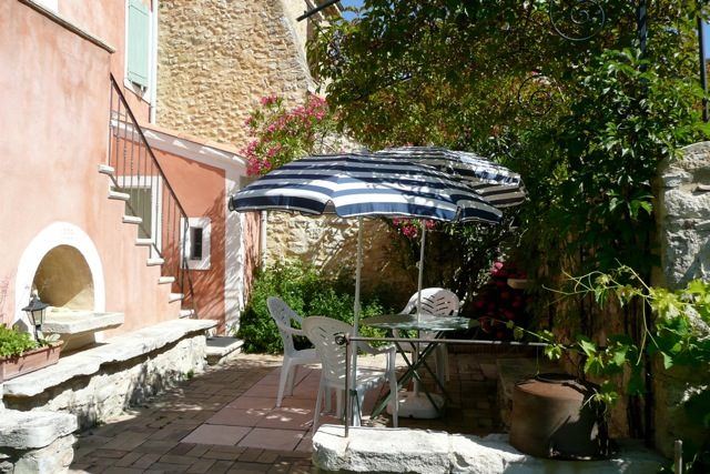 Petite maison de Charme à Nyons en Drôme Provençale