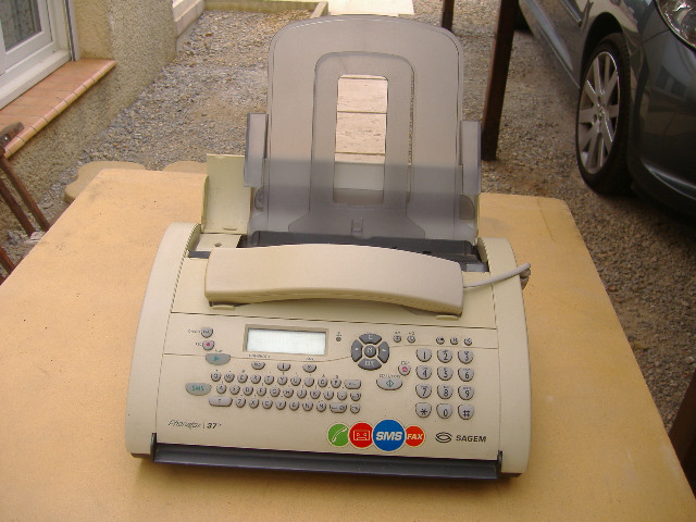 Téléphone fax
