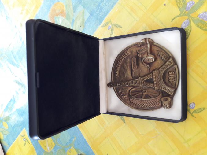 Médaille commémorative 75 ans CITROEN