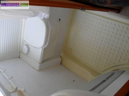 A donner Camping car CHAUSSON ALLEGRO 36