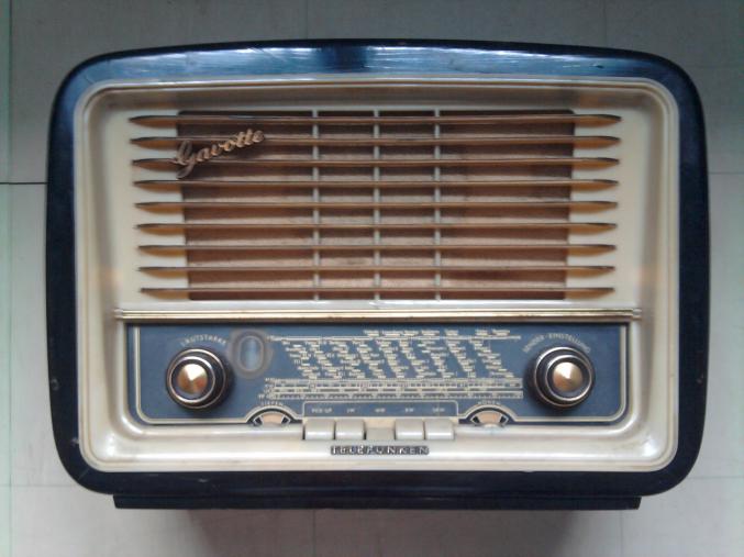 Poste radio a lampes