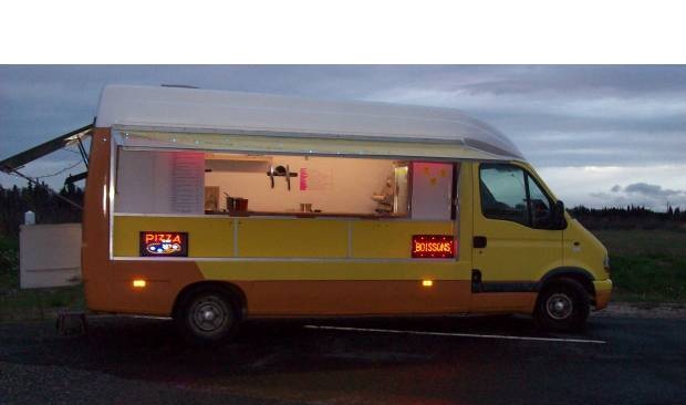 RENAULT Master camion pizza - magasin - VSAP