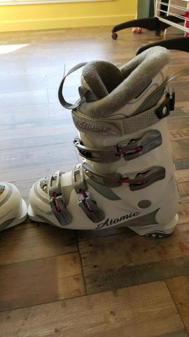 Chaussures de ski femme atomic b70 taille 40