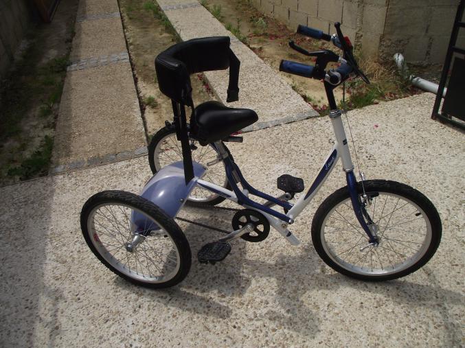 Vélo tricycle