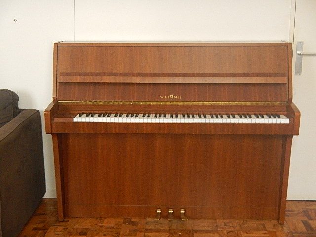 Piano SCHIMMEL 112