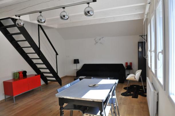 Annecy - Studio duplex ANNECY dans maison