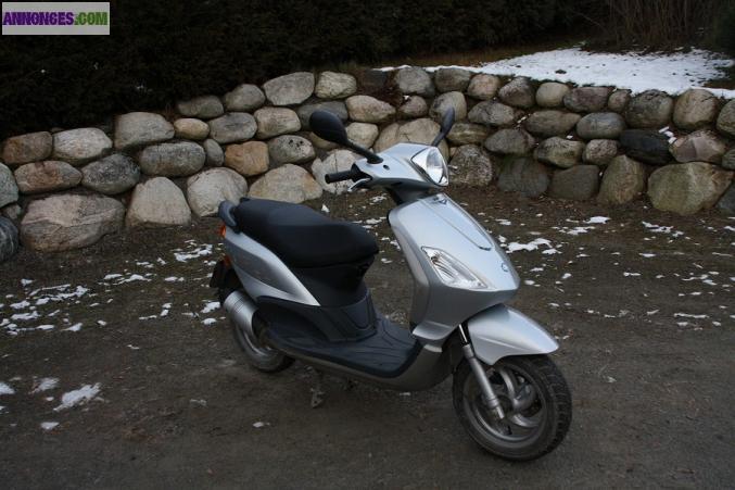 Belle Scooter piaggio fly 125