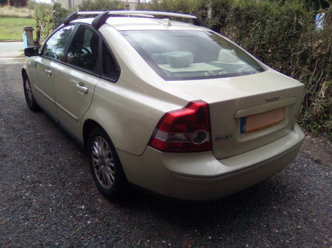 VOLVO S40momentum