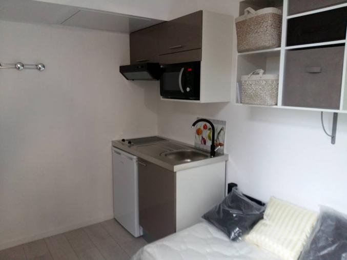 Superbe Studio Meublé Neuf Quartier Henriville