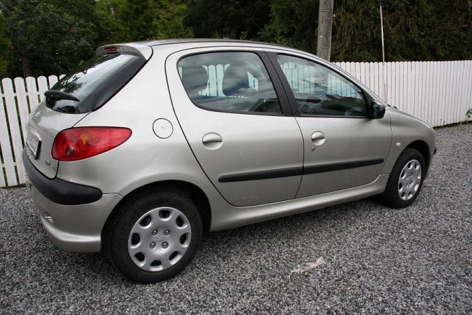Peugeot 206