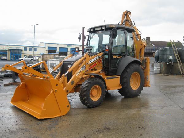 2008 Case 590 Super R tracto-pelle