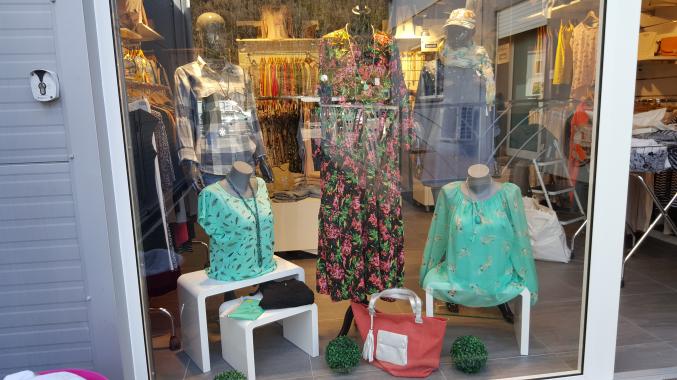 Prêt à Porter & accessoires feminin