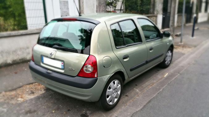 RENAULT CLIO 2 PRIVILEGE