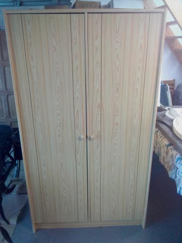 2 armoires