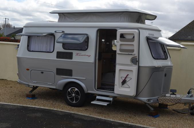 Caravane eriba triton 430 Edit 60 ans