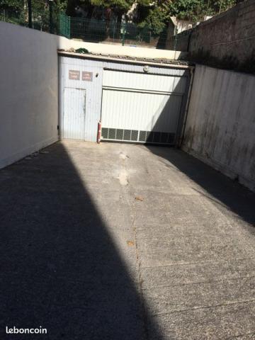 Parking couvert chu timone
