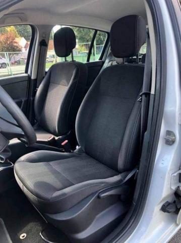 Renault Clio d'année : 2012 avec 98.000kms CT OK