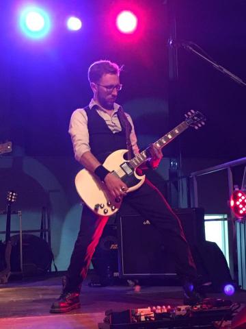 Cours de guitare/basse Blues, Rock, Hard Rock et Métal (95).