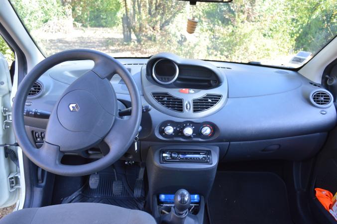 A saisir : très belle  Twingo II AM 2012 68000 km