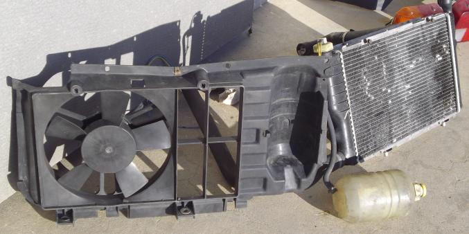 Divers pièces 205 Peugeot