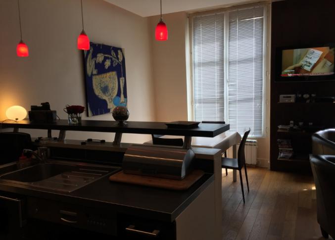 Appartement déploie ses 80m2 sur deux niveaux spacieux et calme