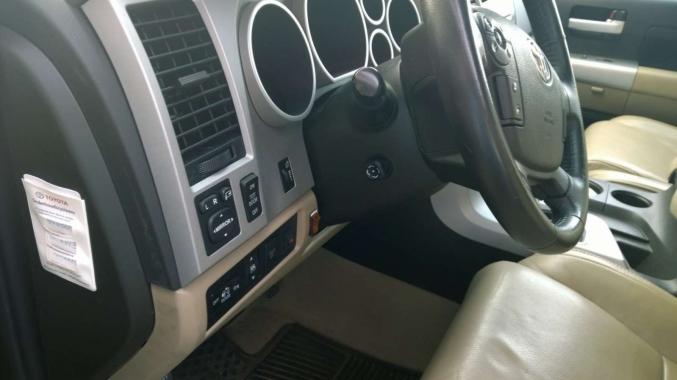 TOYOTA TUNDRA V8 5.7L LIMITED 4X4 