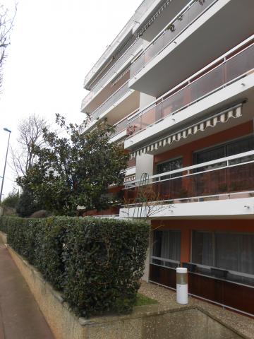 Location CABINET MEDICAL - PARAMEDICAL