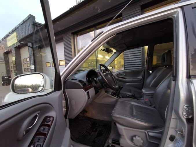 Suzuki XL7 2.0 109ch Bien entretenu / Crochet d'attelagex