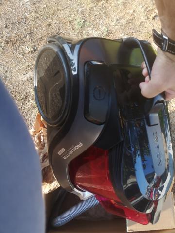 Vend aspirateur rowenta neuf