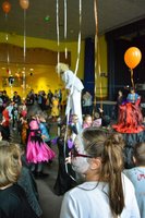 Spectacles de clown, animations de rue pour vos fêtes d'Halloween, Noël,...