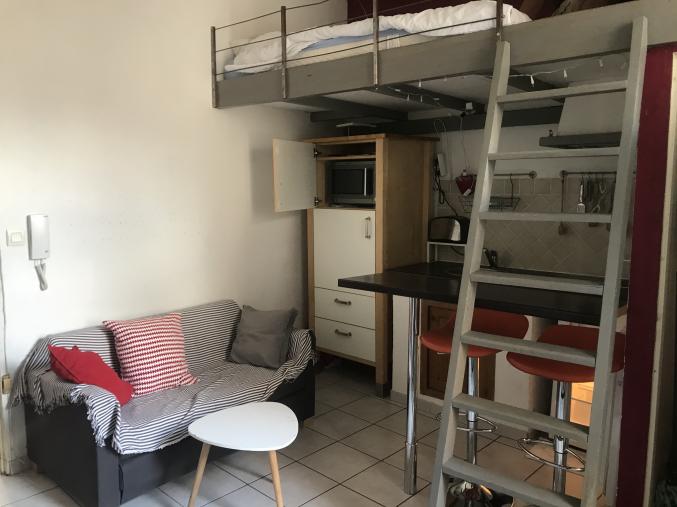 Joil studio meublé calme et lumineux 