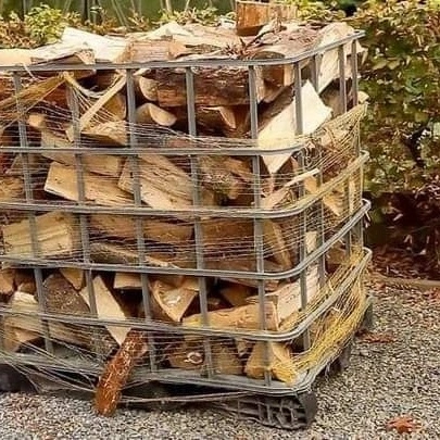 Bois de chauffage sec prêt à brûler