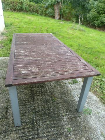 Table de jardin