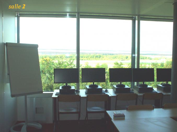 Location de salle de cours et salle de cours informatique