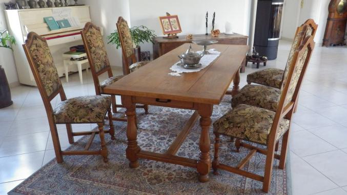 Salle à manger Louis 13