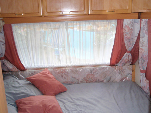 A donner Caravane Sterckeman 4places