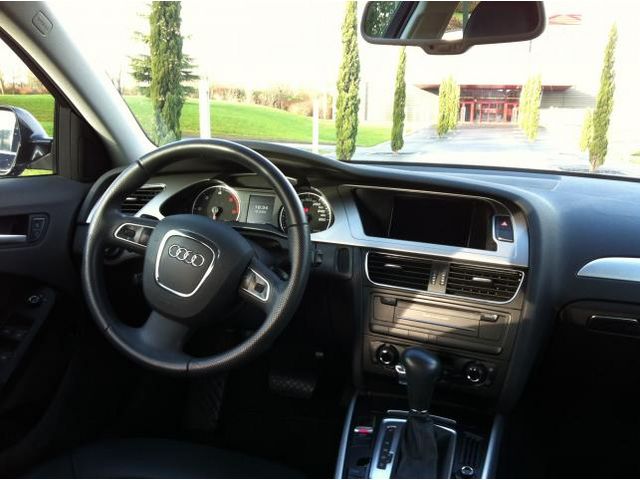 Audi A4 iv 2.0 tdi 143 dpf ambition luxe multitronic