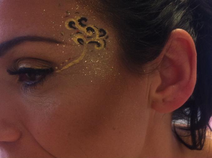 Recherche Modèle féminin, flexible