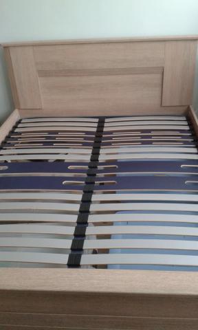 Lit 140 * 190 2 personnes