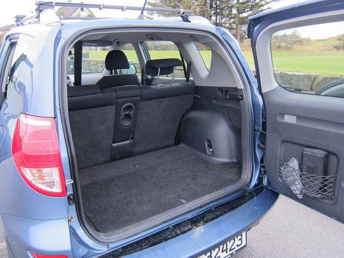 Toyota Rav 4 iii 177 d-4d clean power pack techno