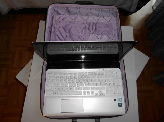 Ord. portab SONY SVE1511A1EW (Carte mère en panne)