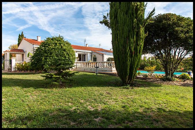 Maison 115 m2, 3 chambres, piscine chauffée