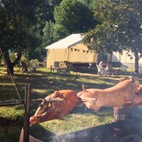 Mechoui Cochon de lait Porcelet Paella